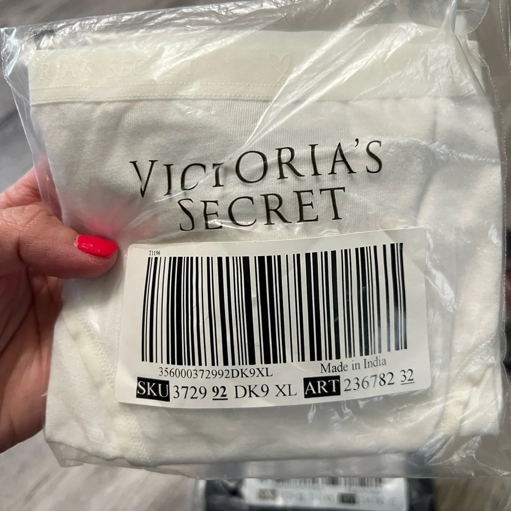 Victoria Secret bikini cut size XL